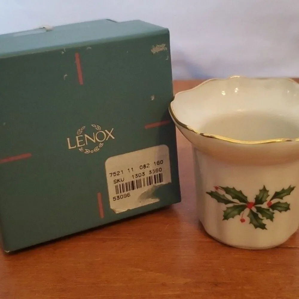 LENOX HOLIDAY VOTIVE Hand decorated 24K gold VTG 90s Box included